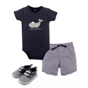 Hudson Baby three piece whale set